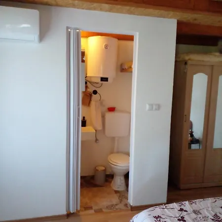 بيت للعطل Vikendica Nema Dalje *